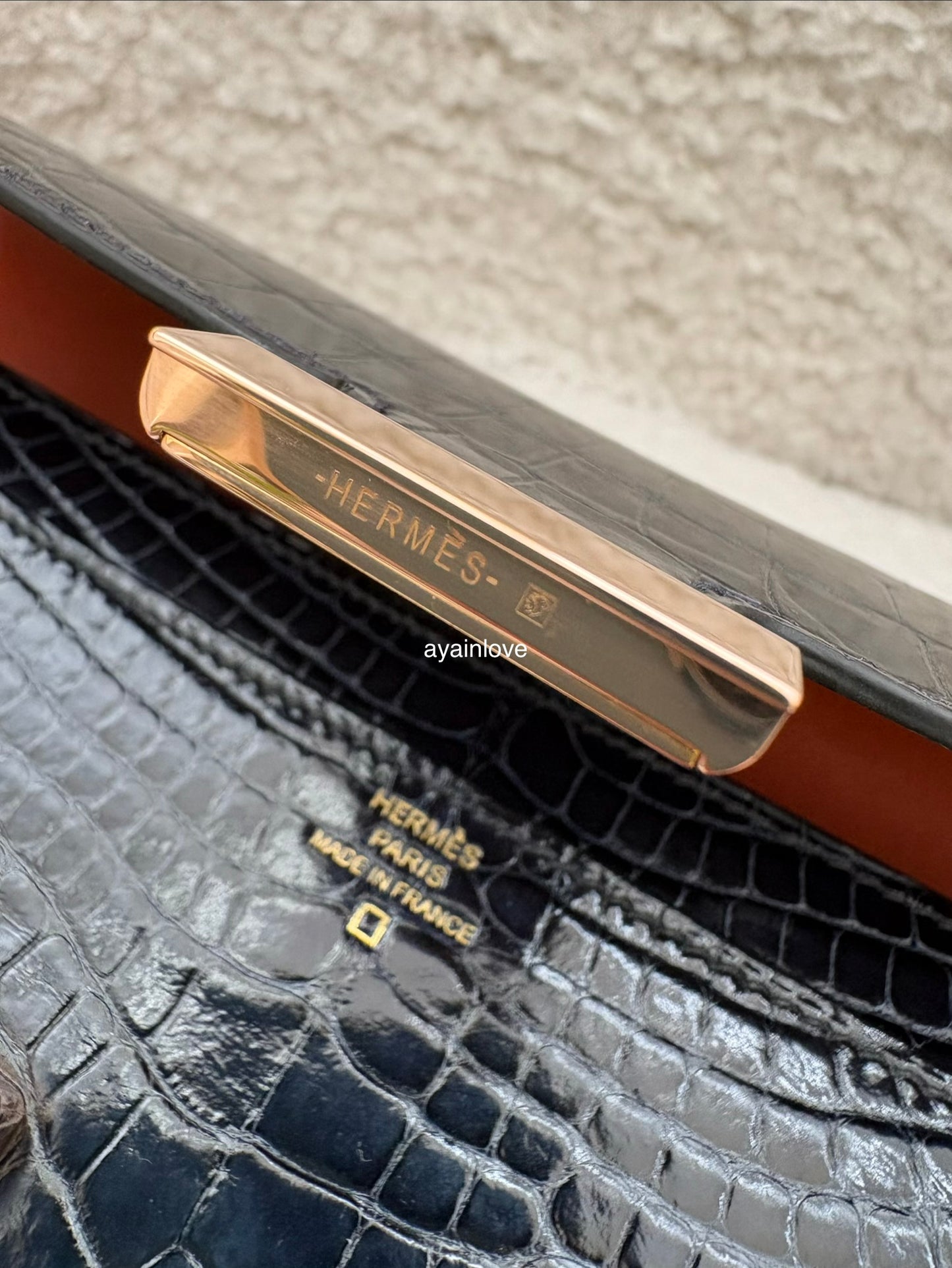 HERMES Constance Blue Marine Shiny Alligator Bicolor Verso Cuivre Long Wallet To Go Rose Gold Hardware