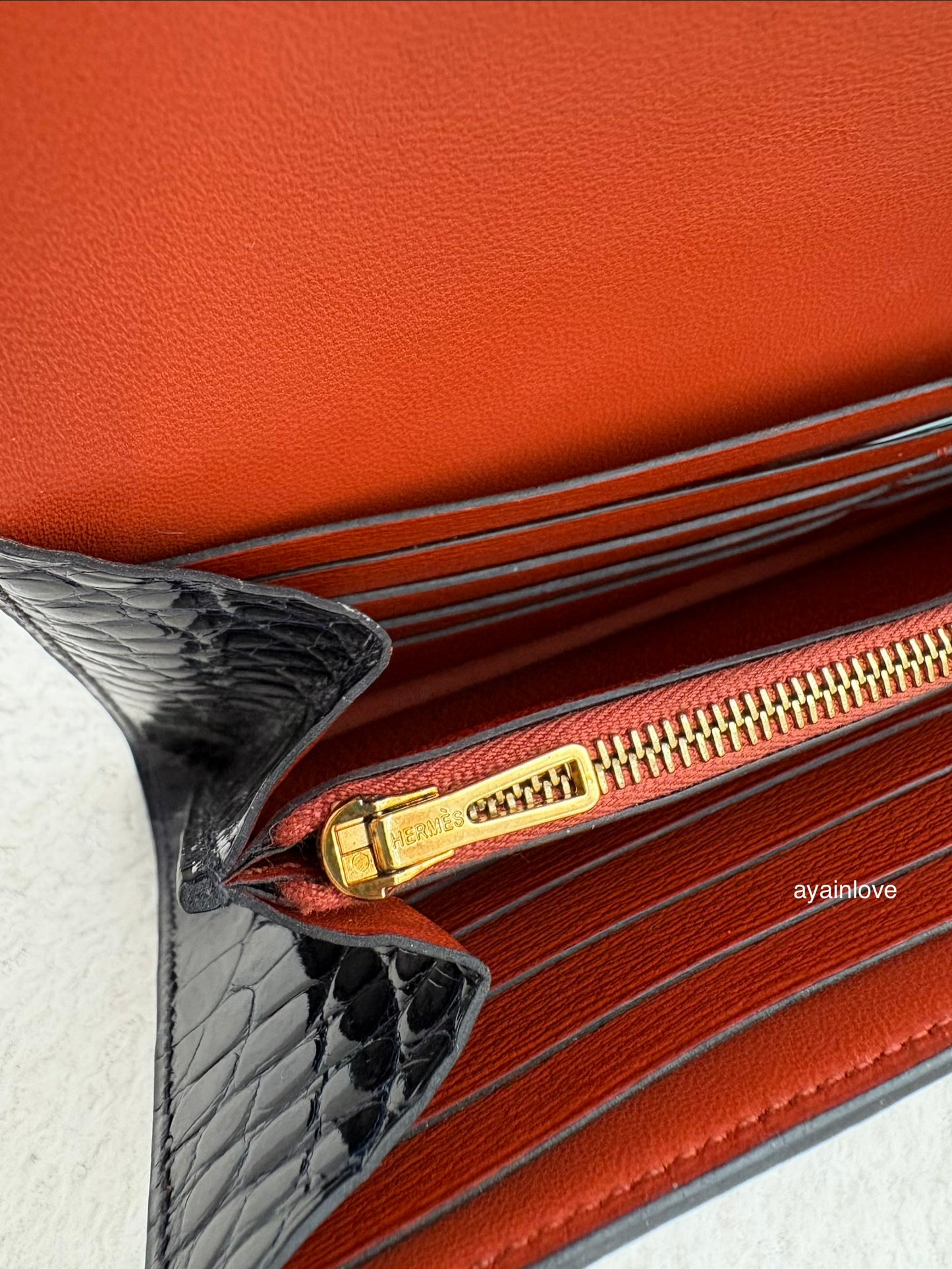 HERMES Constance Blue Marine Shiny Alligator Bicolor Verso Cuivre Long Wallet To Go Rose Gold Hardware