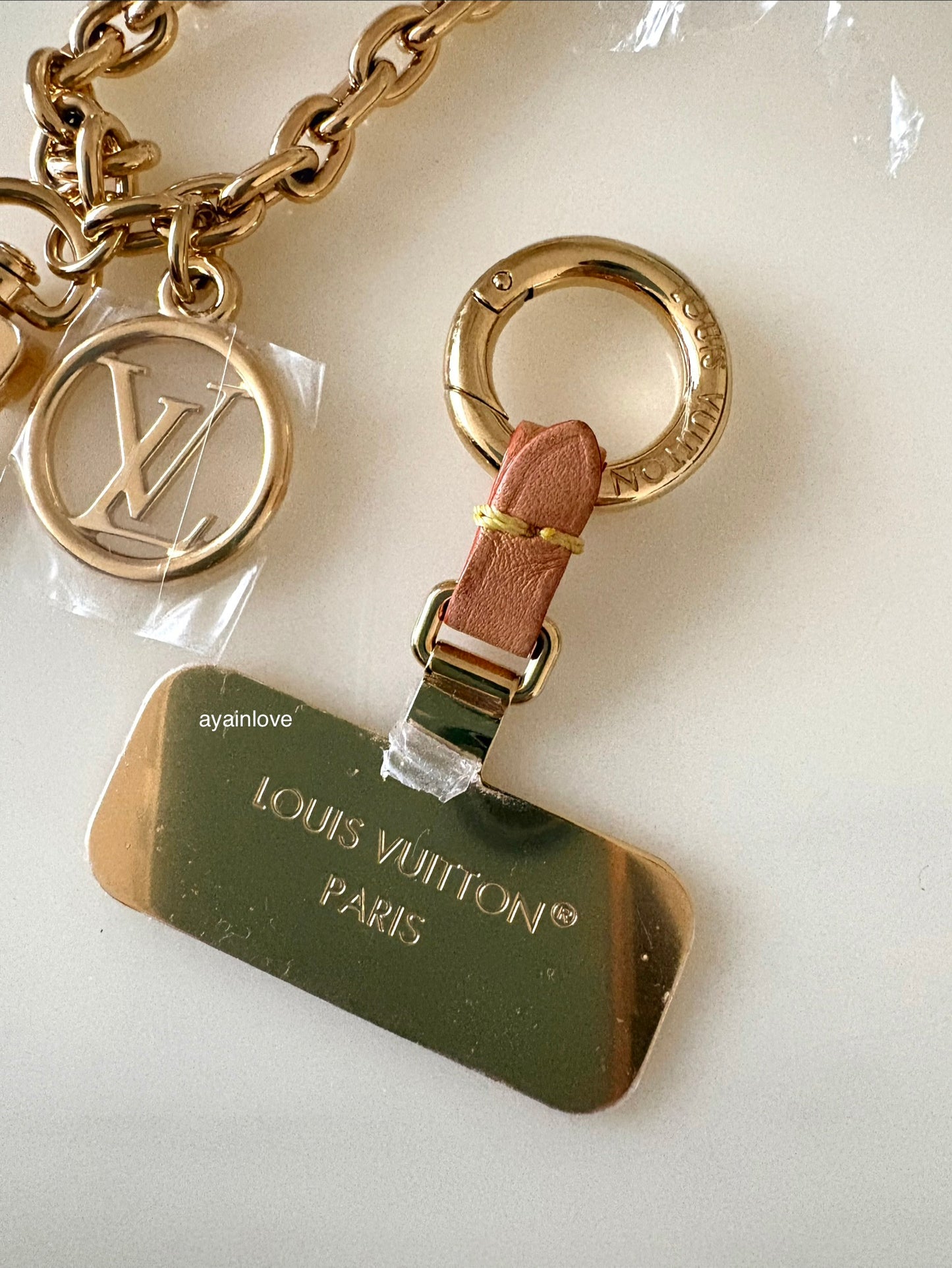 LV LOUIS VUITTON Monogram Phone-Card-Key Holder Gold Hardware