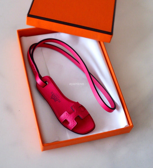 HERMES Oran Sandal Pink Rose Mexico Monochrome Bag Charm
