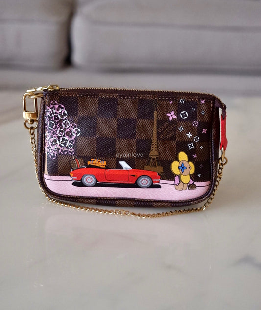 LOUIS VUITTON LV Mini Pochette Holiday Vivienne 2019 Paris Damier Ebene