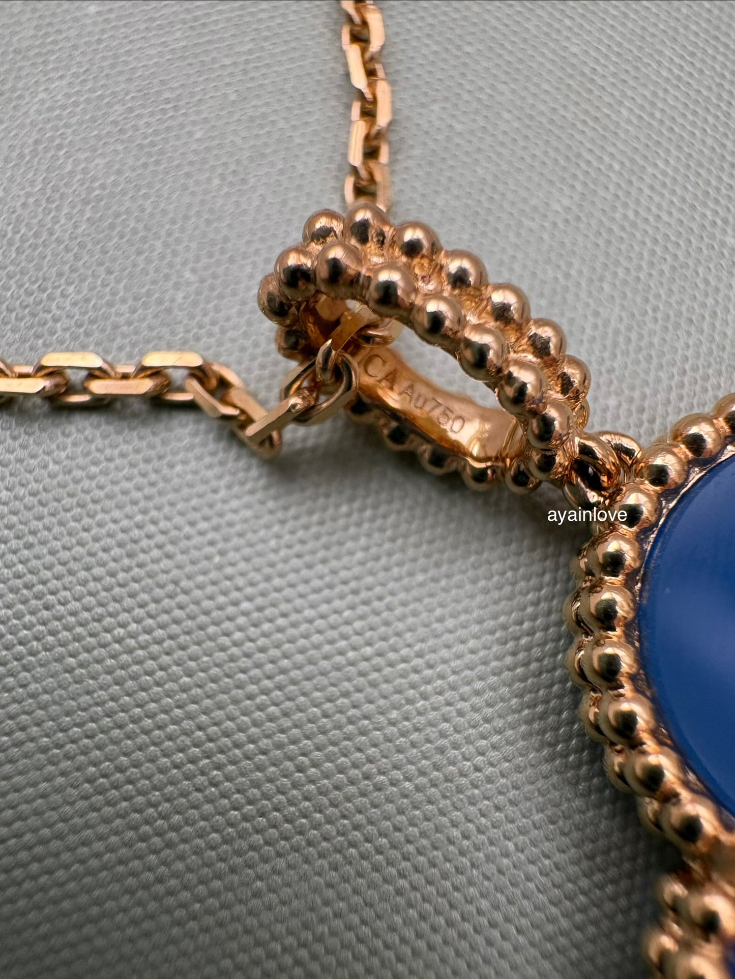 Van Cleef Arpels VCA 1 Motif Agate Magic Alhambra Long Necklace 18KT Yellow Gold