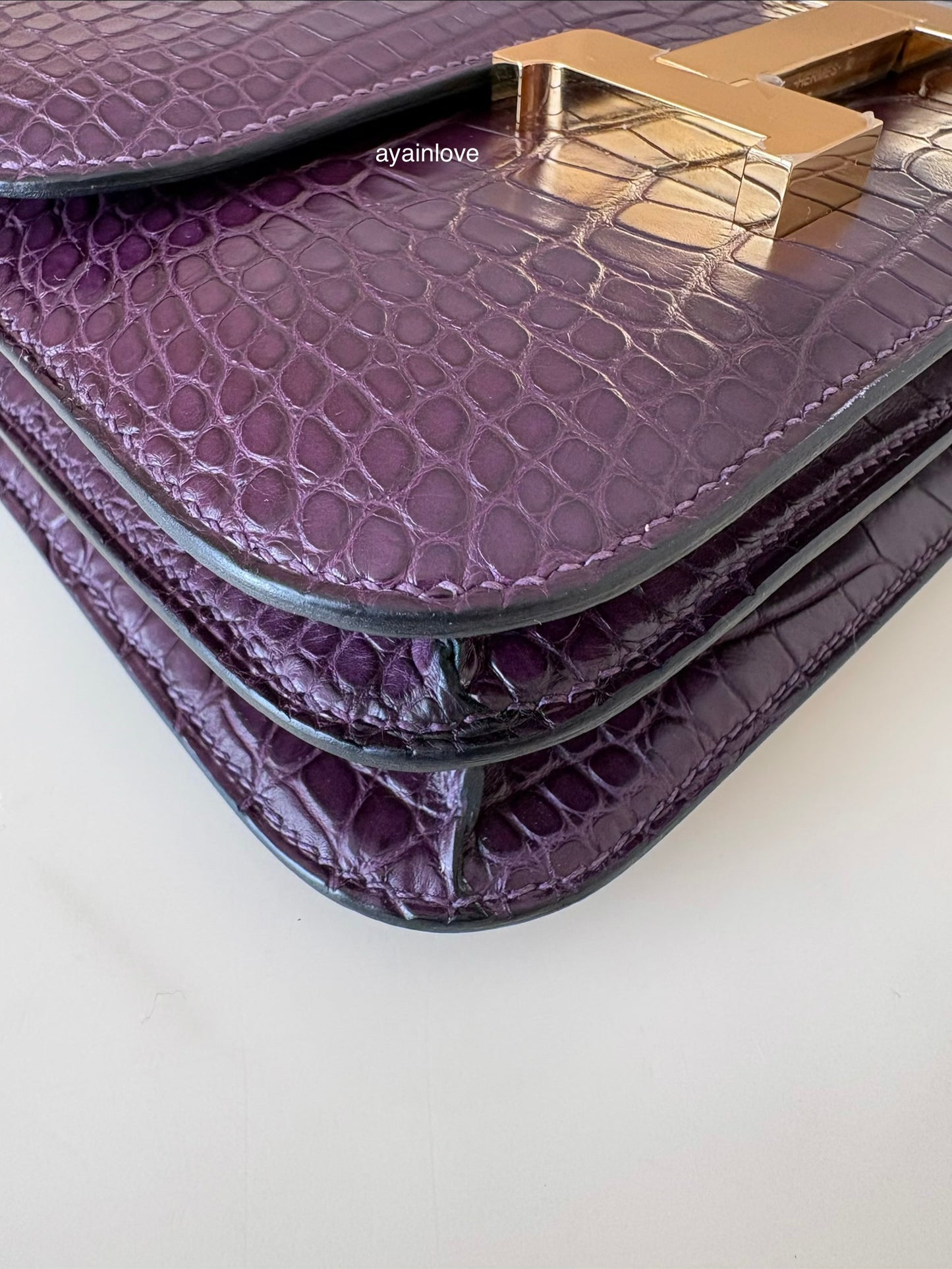 HERMES Constance Mini 18 Amethyst Purple Matte Alligator Leather Gold Hardware Y Stamp