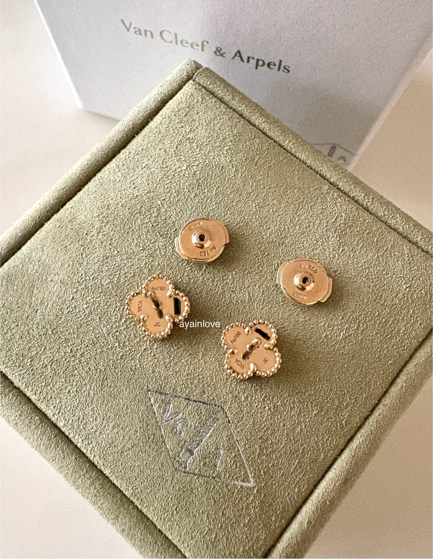 VAN CLEEF ARPELS VCA 18KT Yellow Gold MOP Mother of Pearl Sweet Alhambra Earrings