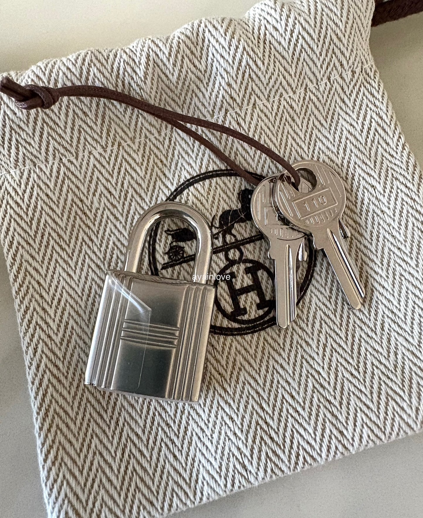 HERMES Picotin 18 Cargo Swift/Toile Canvas Sesame Palladium Hardware B Stamp