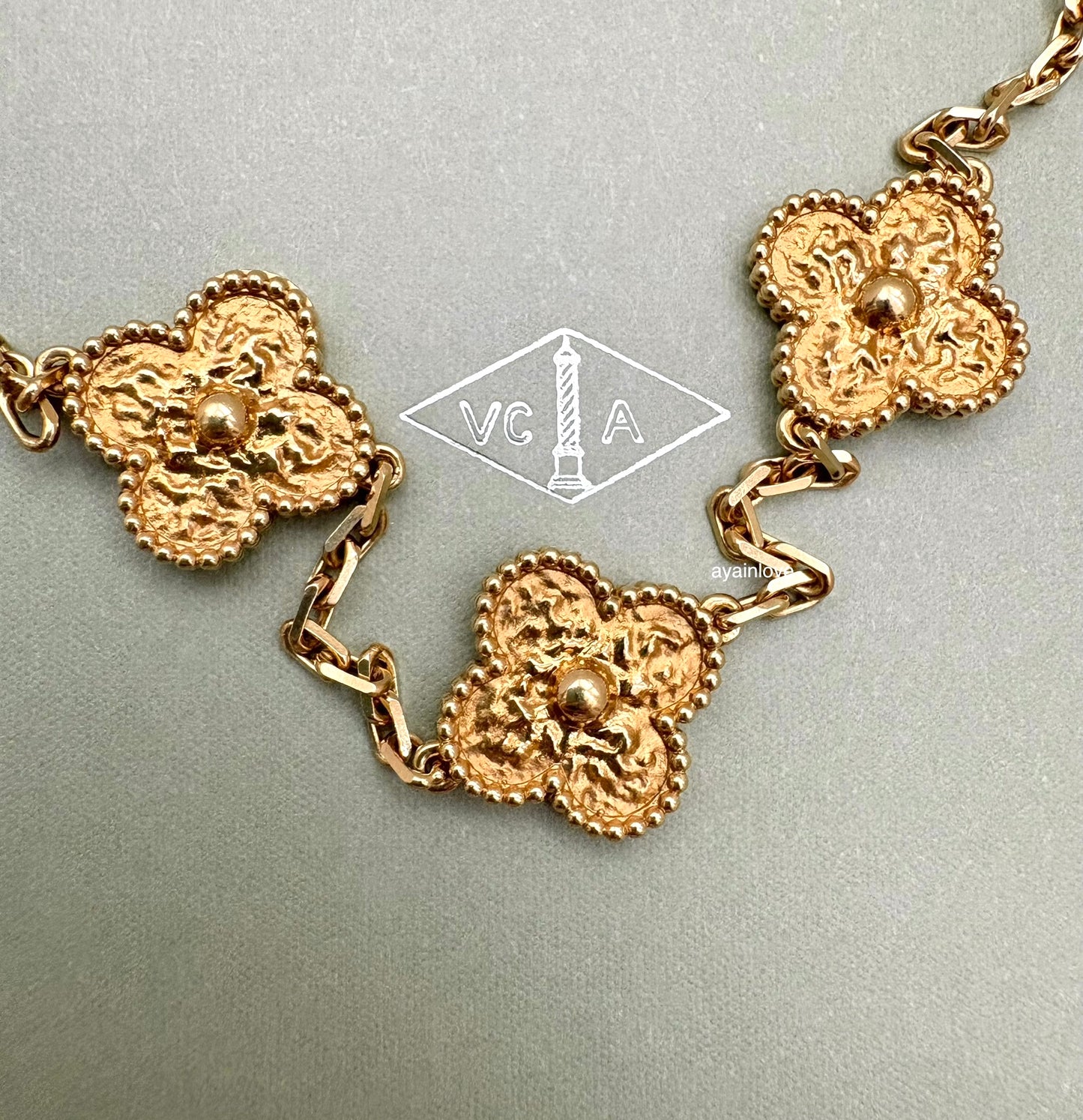 Van Cleef Arpels VCA 5 Motifs Bracelet Hammered 18KT Yellow Gold Vintage Alhambra