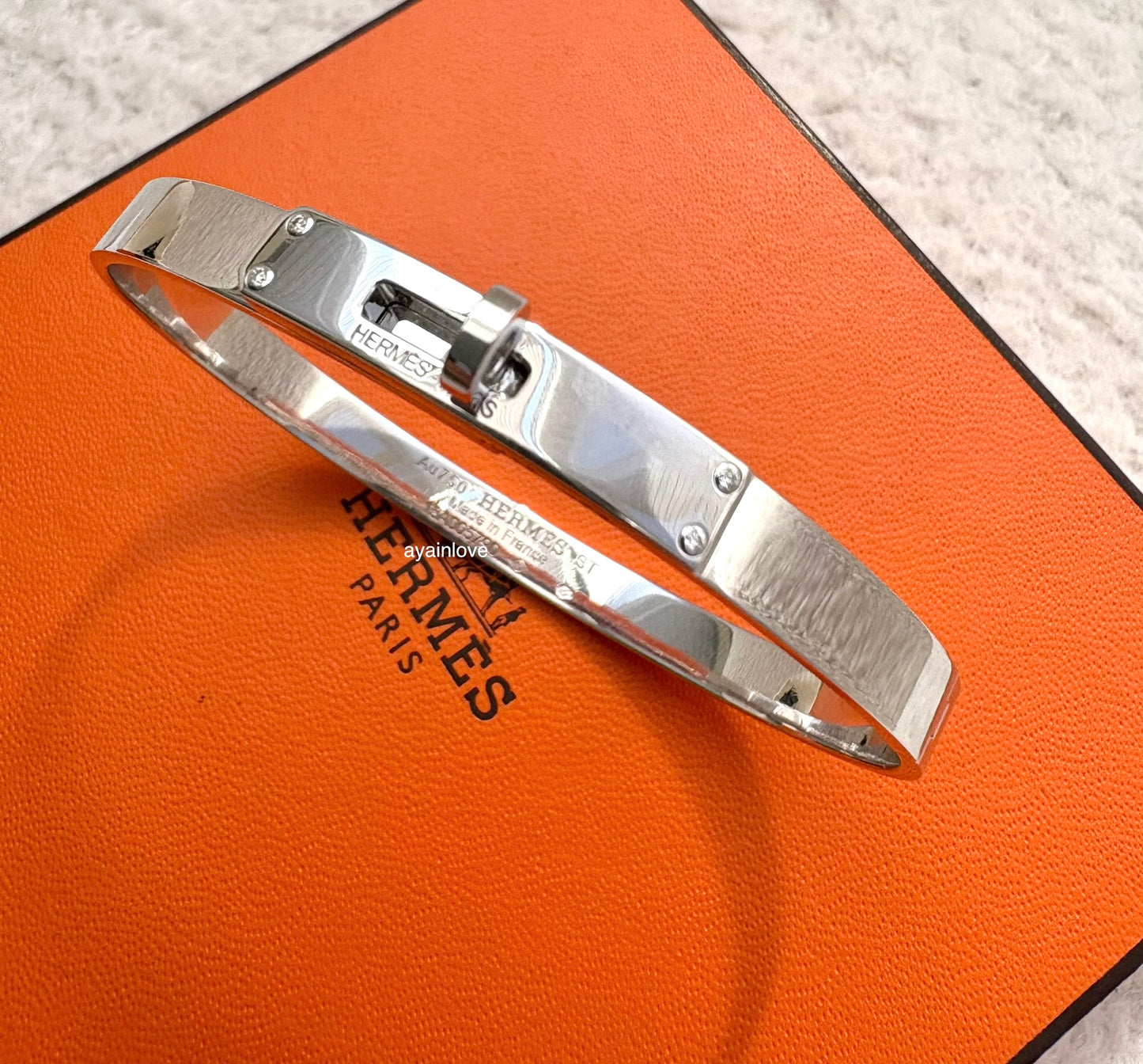 HERMES Kelly 18KT White Gold 4 Diamonds Small Model PM Bracelet Size ST