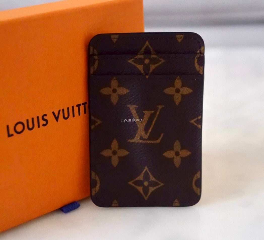 LOUIS VUITTON LV Game On Monogram Card Holder