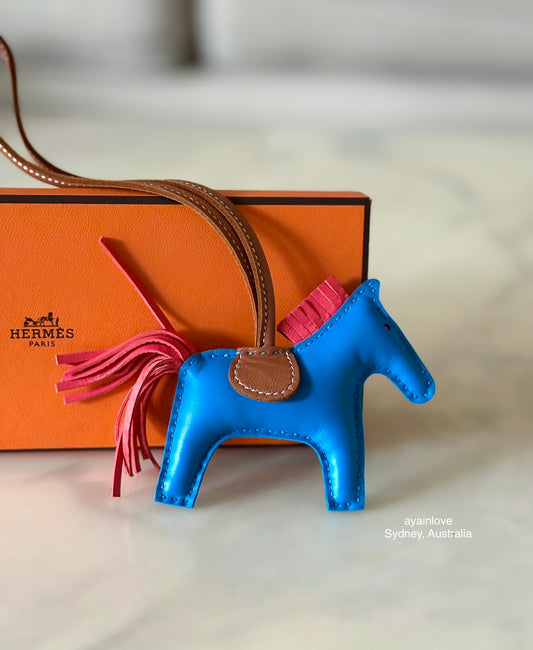 HERMES Rodeo PM Tricolour Blue Zanzibar/Rose Texas/Gold Bag Charm
