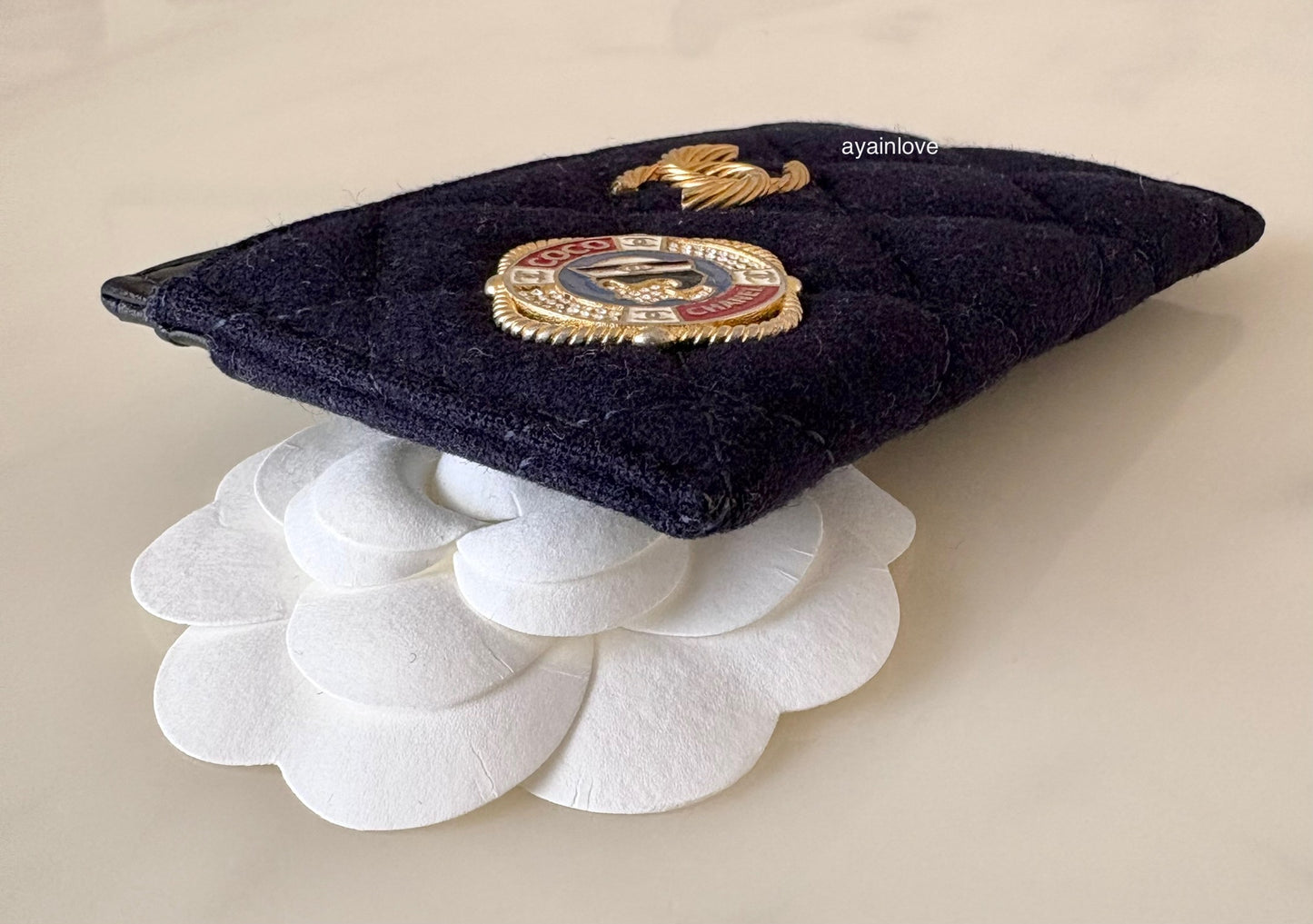 CHANEL 18A Charming Navy Blue/Burgundy Wool/Calfskin Flat Card Holder Oversized CC Gold Hardware