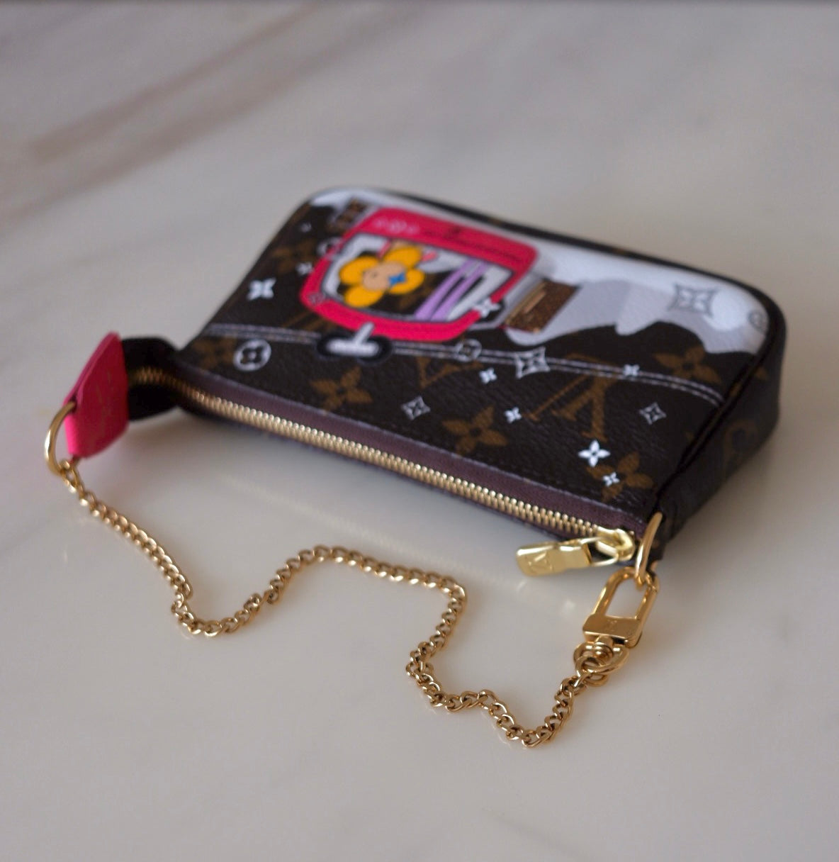 LOUIS VUITTON LV Holiday Limited Edition Vivienne Switzerland Gondola Animation 2022 Mini Pochette Monogram