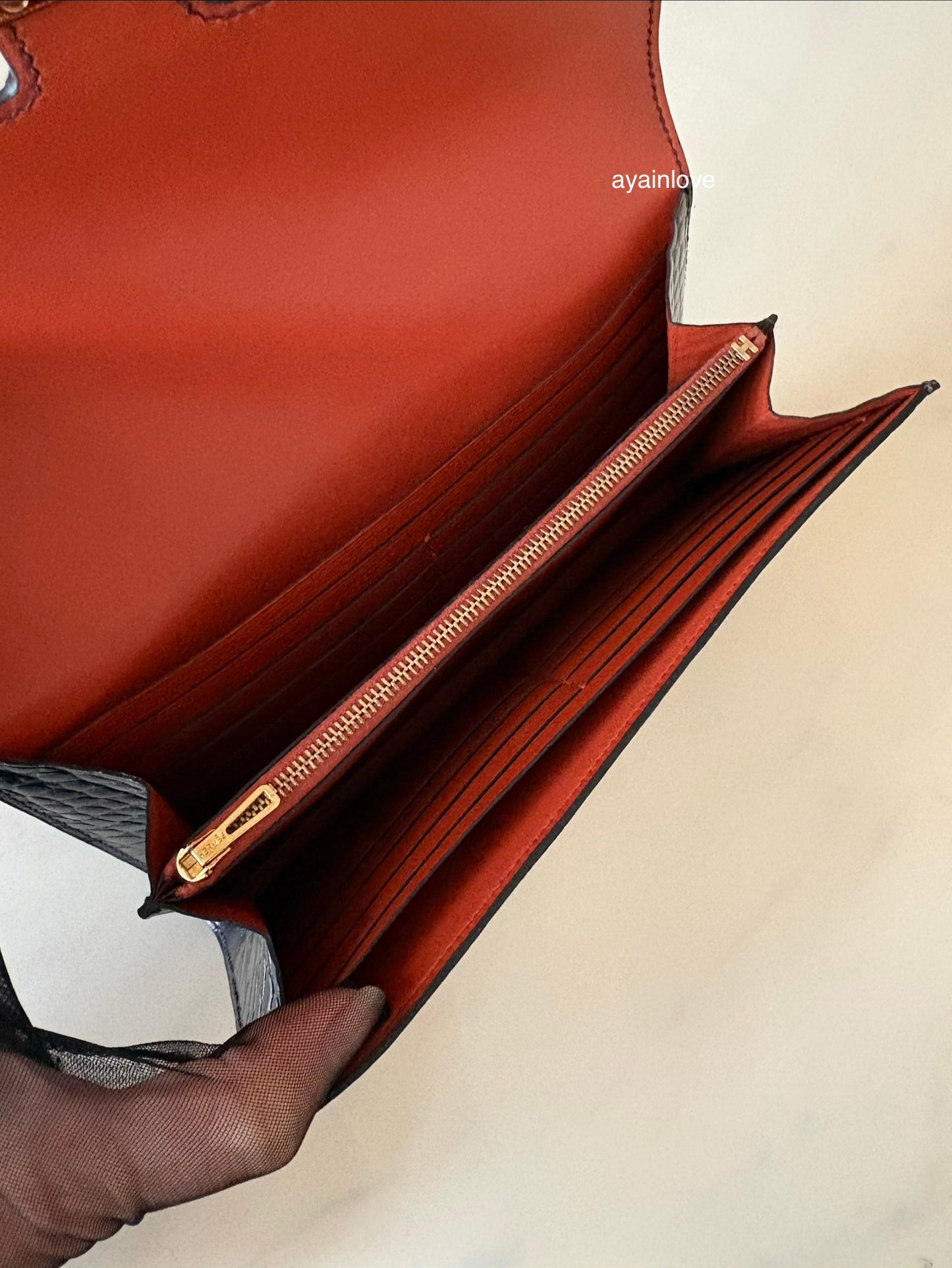 HERMES Constance Blue Marine Shiny Alligator Bicolor Verso Cuivre Long Wallet To Go Rose Gold Hardware