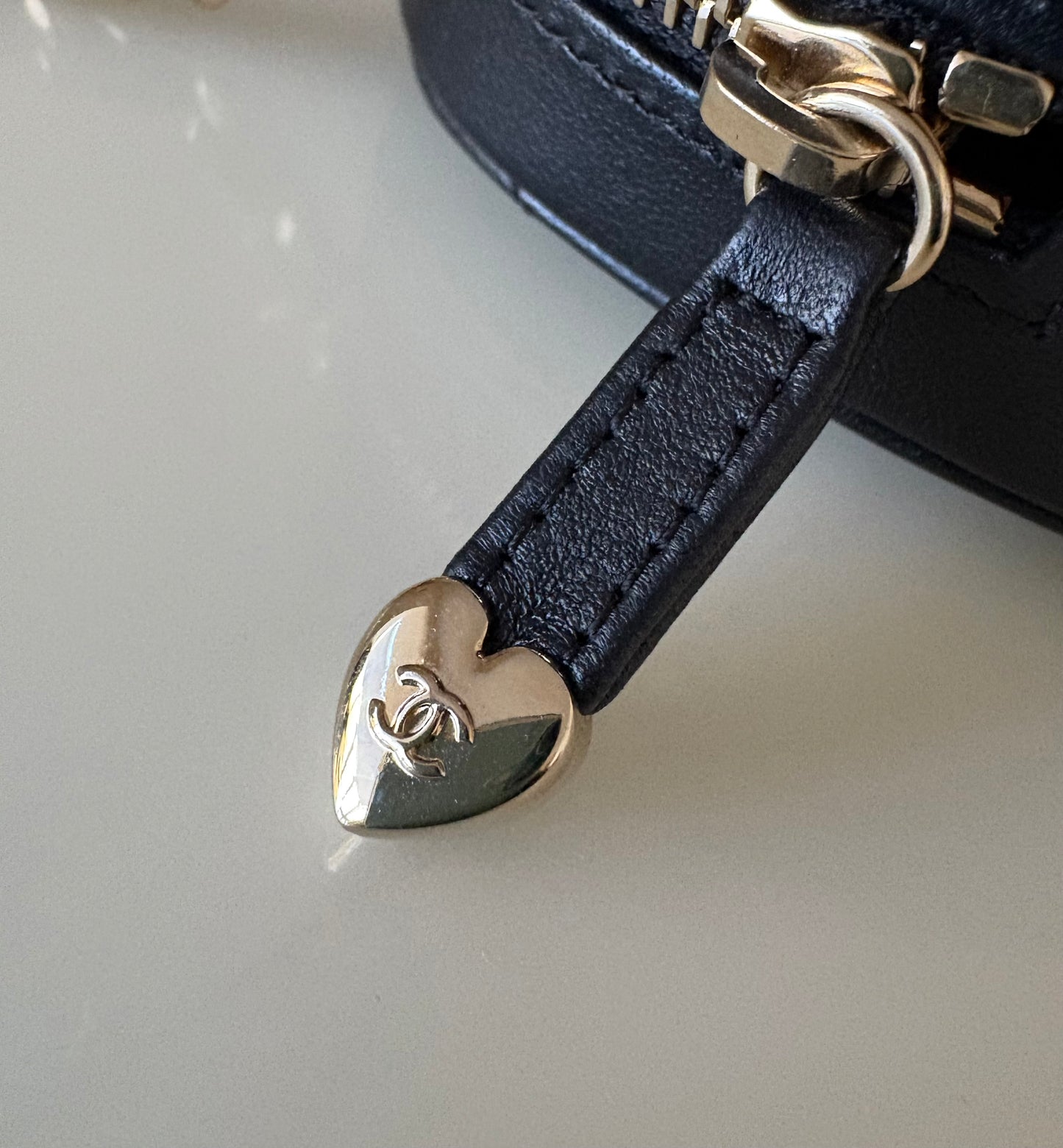 CHANEL 22S Black CC in Love Heart Small Cross-Body Bag Light Gold Hardware