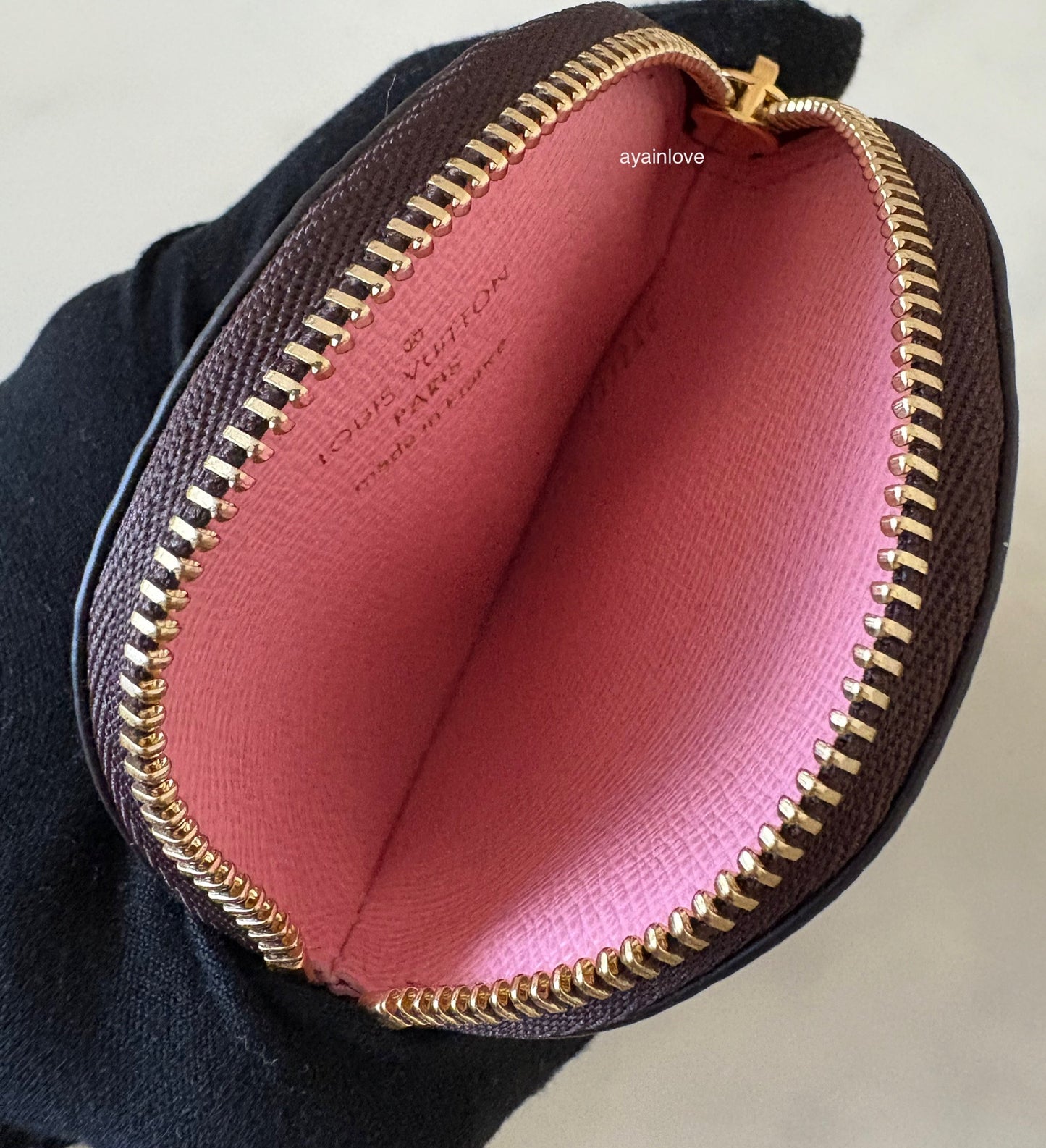 LV LOUIS VUITTON Animation Holiday 2020 Japan Limited Round Coin Purse Vivienne Gold Hardware