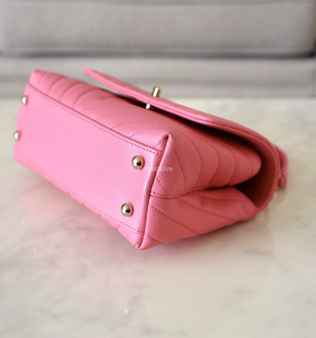 CHANEL Pink Caviar Chevron Small Coco Handle 24 cm Light Gold Hardware