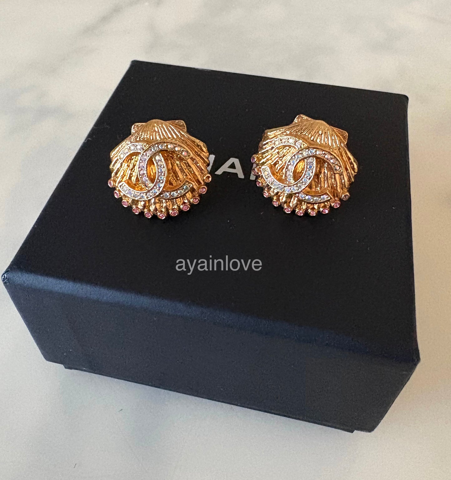 CHANEL 23C Shell CC Multicolour Crystal Stud Earrings Gold Hardware