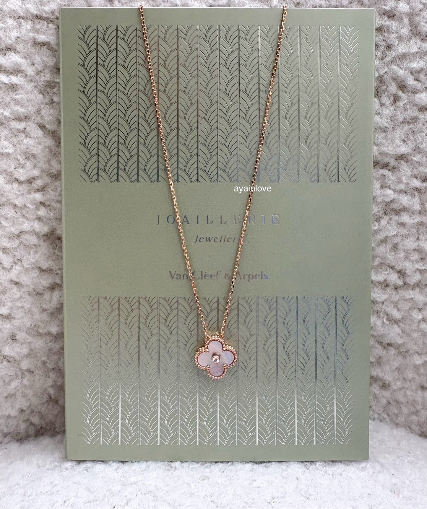 VAN CLEEF ARPELS VCA 18KT Rose Gold Limited 2025 Holiday Pendant Pink Mother of Pearl Diamond Vintage Alhambra