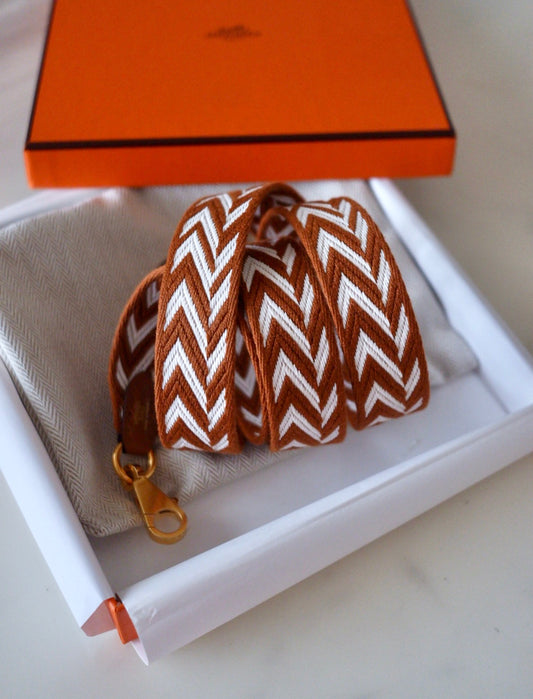 HERMES Zigzag 25 mm Gold Ivory Bag Strap 105 cm Length Gold Hardware