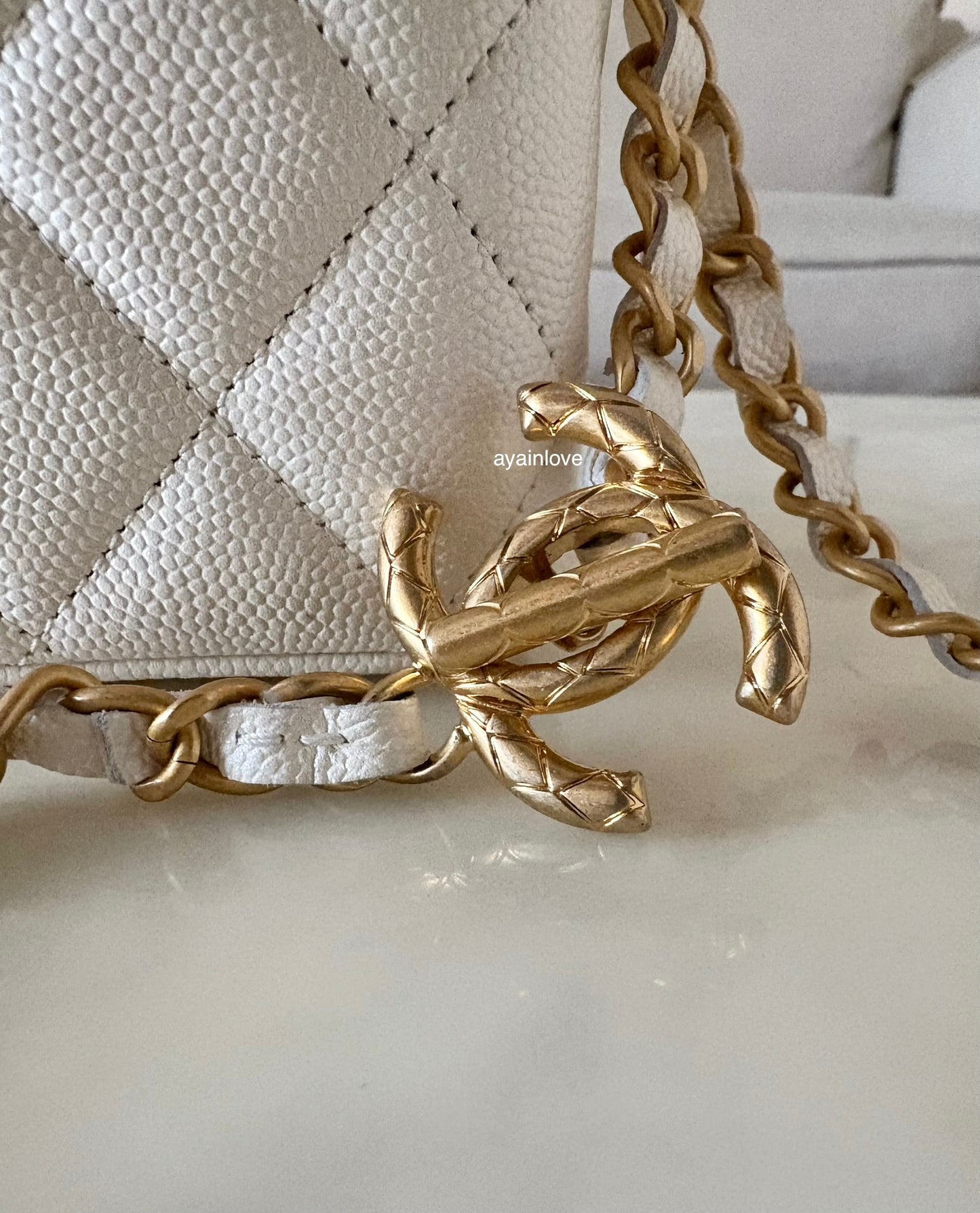 CHANEL Iridescent White Caviar Rectangular Vanity on Adjustable Chain Strap Oversized CC Gold Hardware