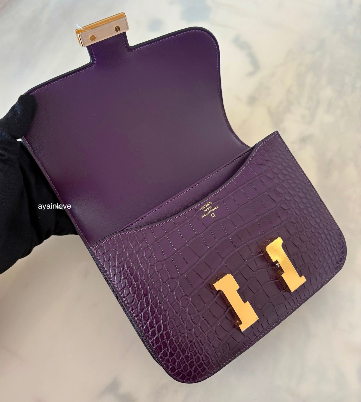 HERMES Constance Mini 18 Amethyst Purple Matte Alligator Leather Gold Hardware Y Stamp