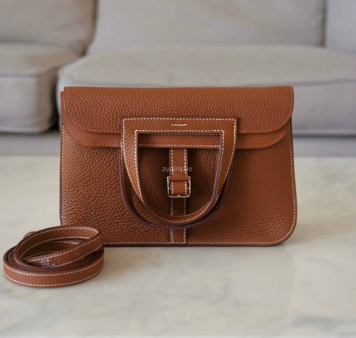 HERMES Halzan 25 Gold Clemence Palladium Hardware B Stamp