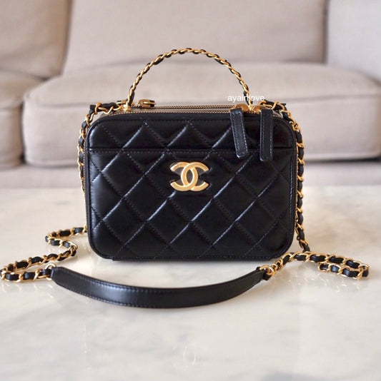 CHANEL 23S Black Lambskin Pick Me Up Quilted Vanity Case Camera Bag Gold Hardware