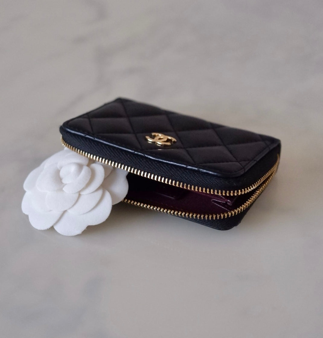 CHANEL Black Lamb Skin Zip Card Holder Gold Hardware