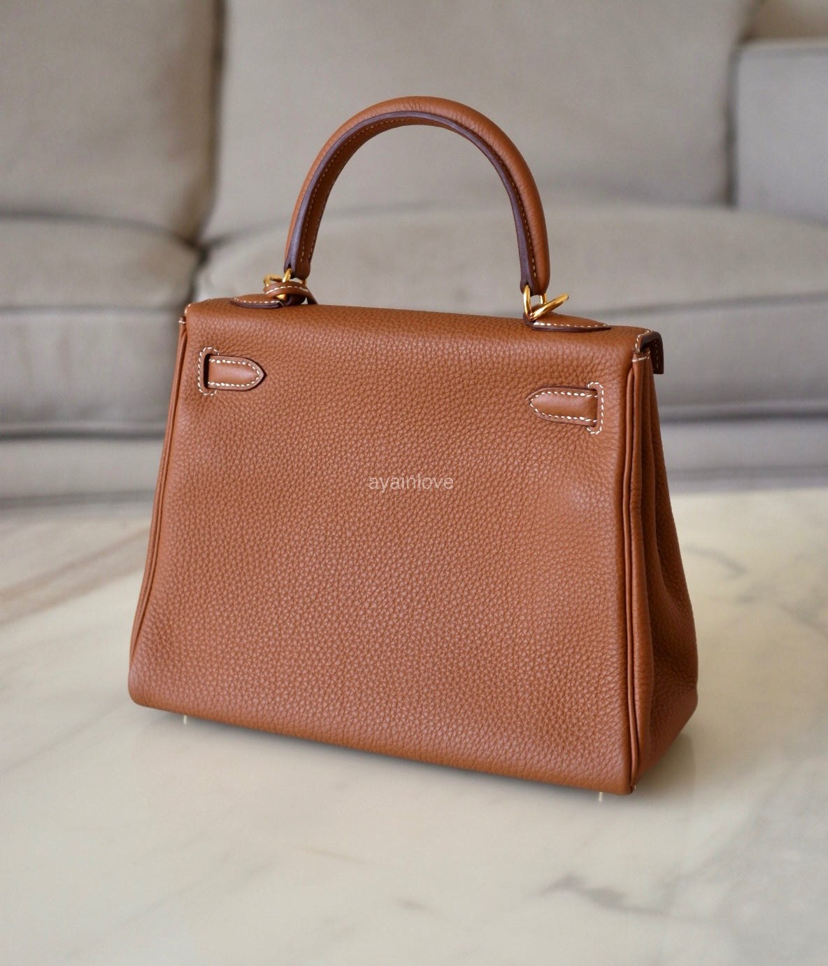 HERMES Kelly 25 Gold Togo Retourne Gold Hardware D Stamp