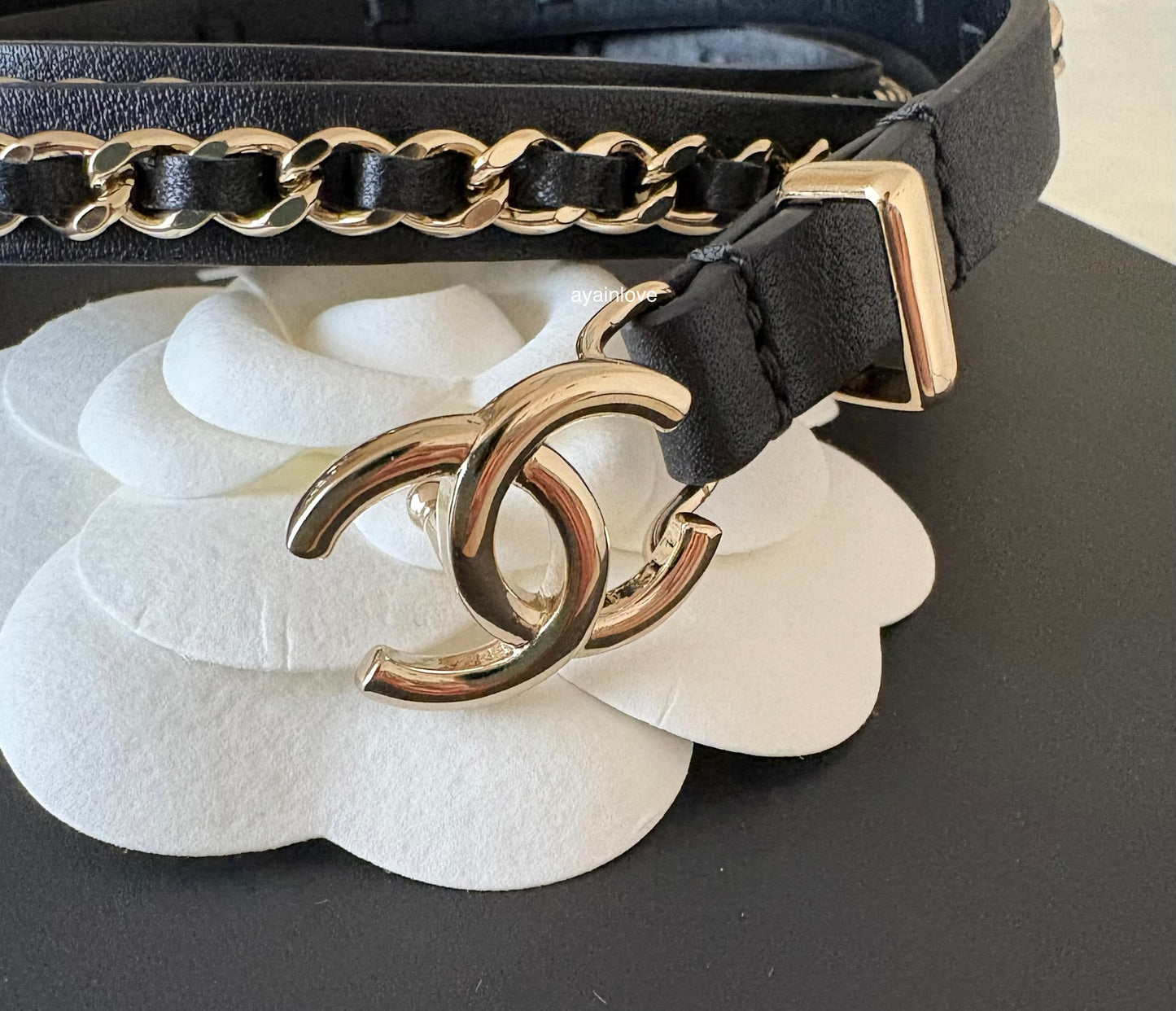 CHANEL 22B Black Interlaced Chain Leather Belt Size 90 Gold Hardware