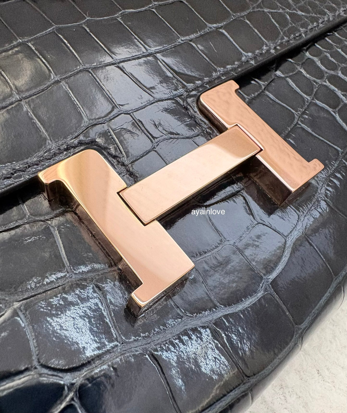 HERMES Constance Blue Marine Shiny Alligator Bicolor Verso Cuivre Long Wallet To Go Rose Gold Hardware