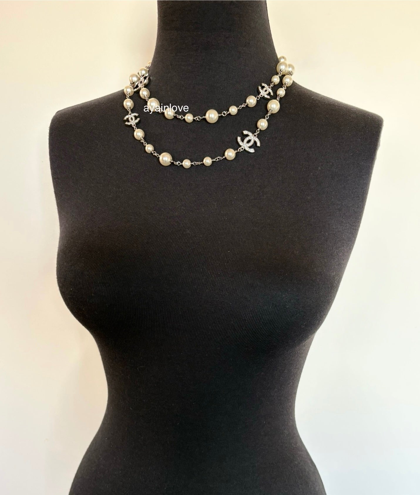 CHANEL 18V Classic Pearl CC Long Necklace Silver Hardware