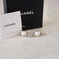 CHANEL 21A Hair Clip Pin Brooch Crystal Pearl CC Light Gold Hardware