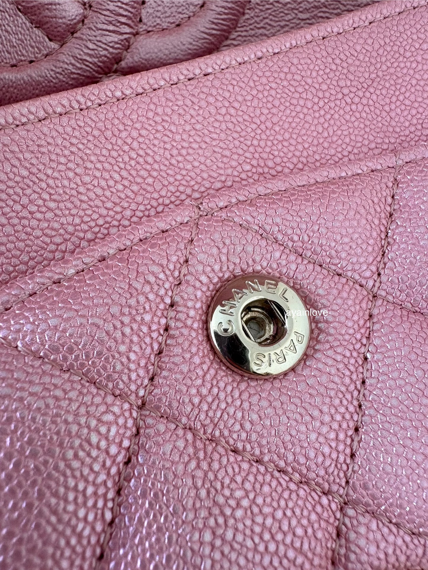 CHANEL 19S Iridescent Pink Caviar Small Classic Flap Light Gold Hardware