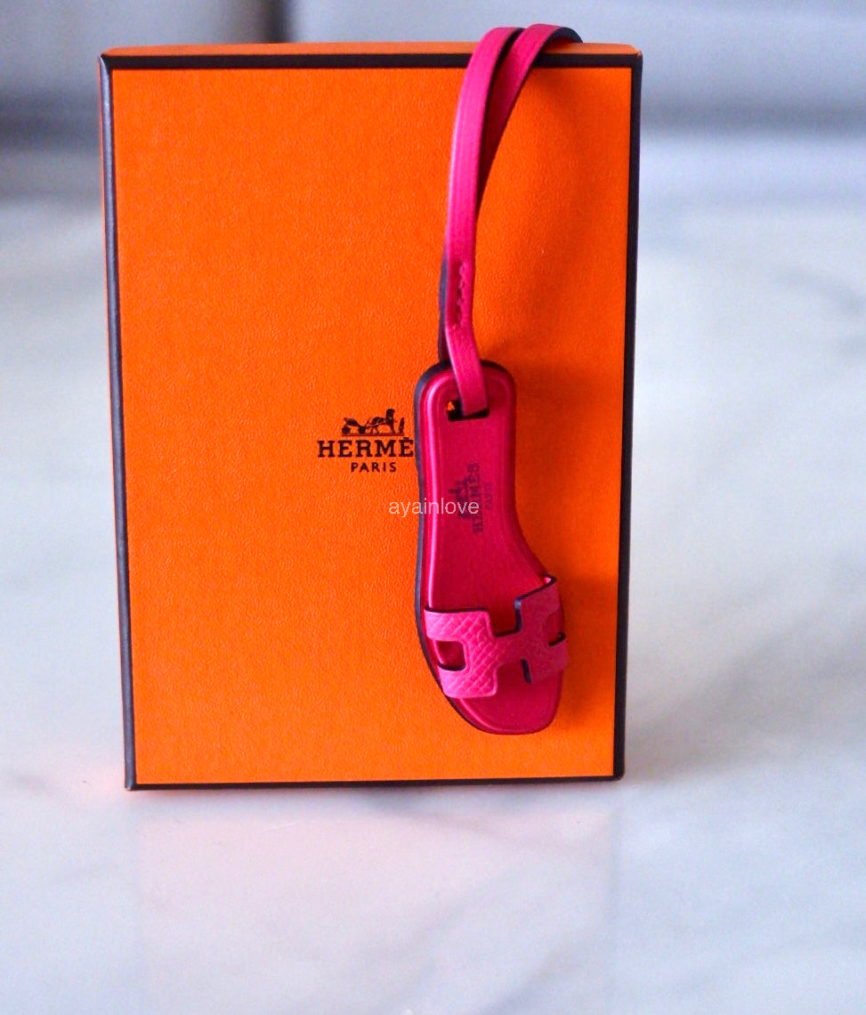 HERMES Oran Sandal Pink Rose Mexico Monochrome Bag Charm