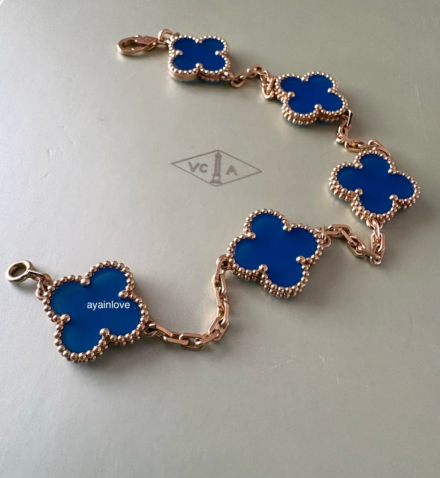 Van Cleef Arpels VCA 5 Motifs Agate Bracelet 18KT Yellow Gold Vintage Alhambra 2025