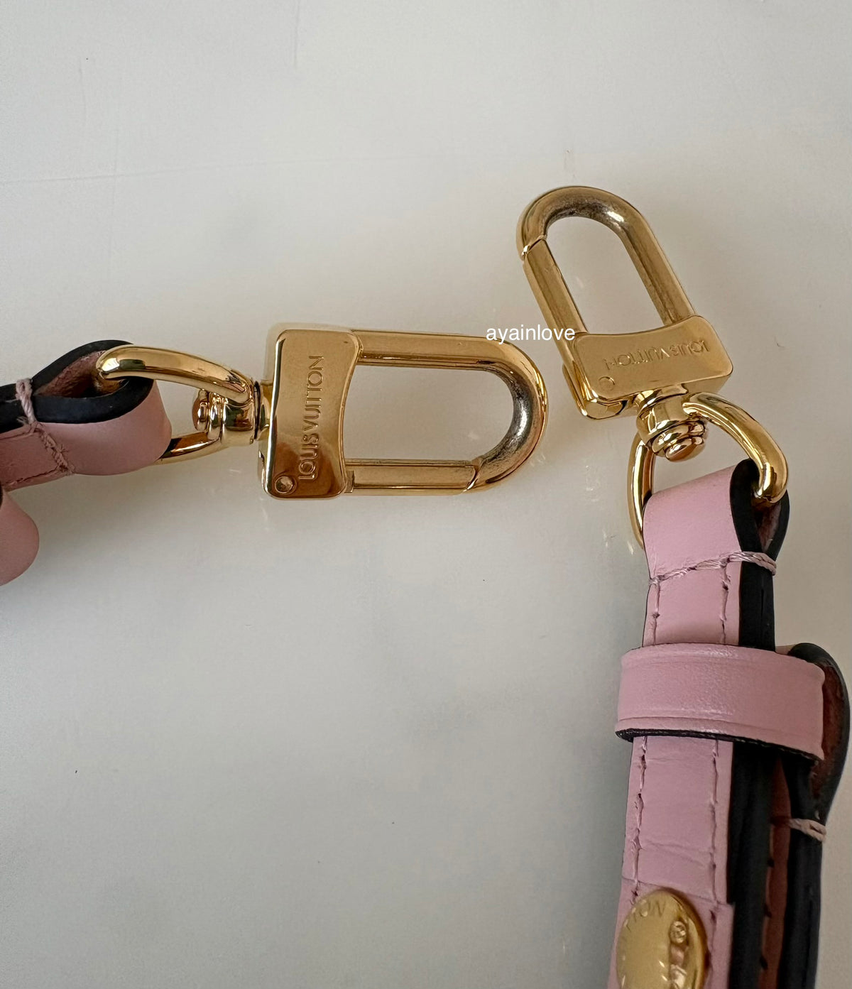 LOUIS VUITTON LV NeoNoe MM Pink Monogram Bucket Bag Gold Hardware