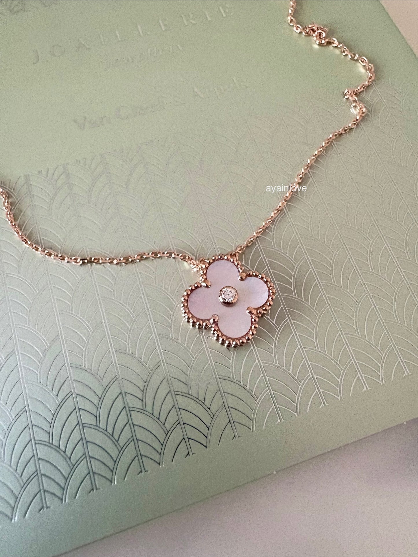 VAN CLEEF ARPELS VCA 18KT Rose Gold Limited 2025 Holiday Pendant Pink Mother of Pearl Diamond Vintage Alhambra
