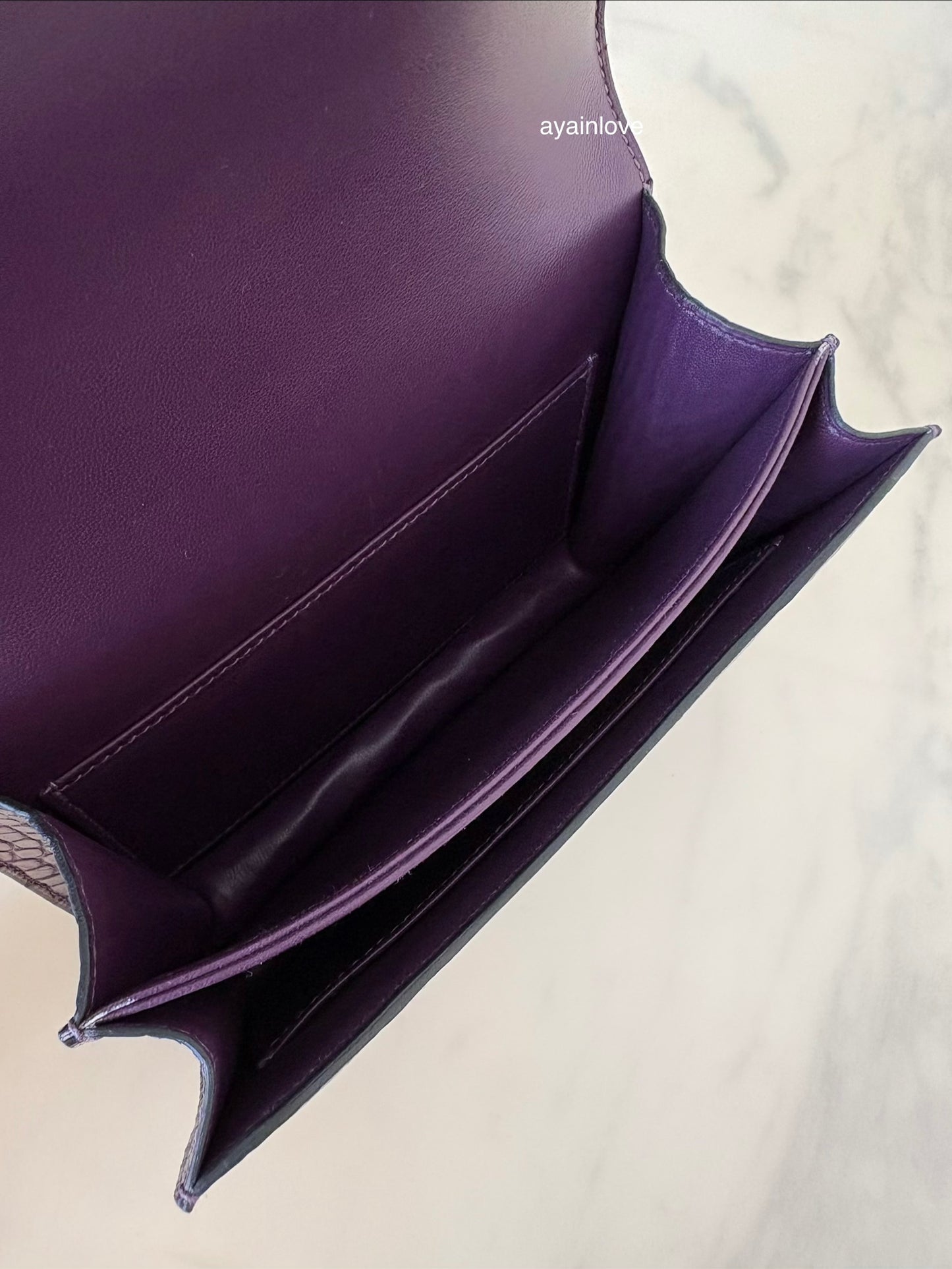 HERMES Constance Mini 18 Amethyst Purple Matte Alligator Leather Gold Hardware Y Stamp