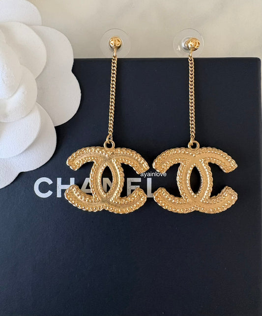 CHANEL Baroque Large CC Dangle Stud Earrings Gold Hardware