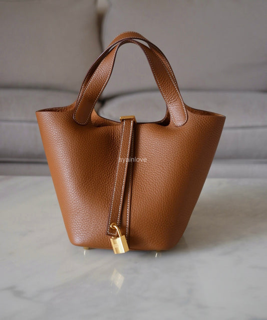HERMES Picotin Lock 18 Gold Taurillion Clemence Gold Hardware Z Stamp