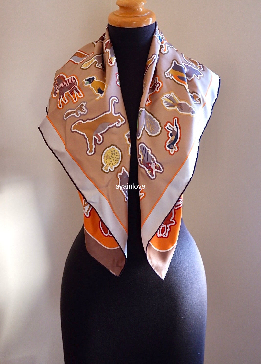 HERMES Double Face Silk 90 Caracteristick Multicolour Beige Dore/Orange Scarf Shawl