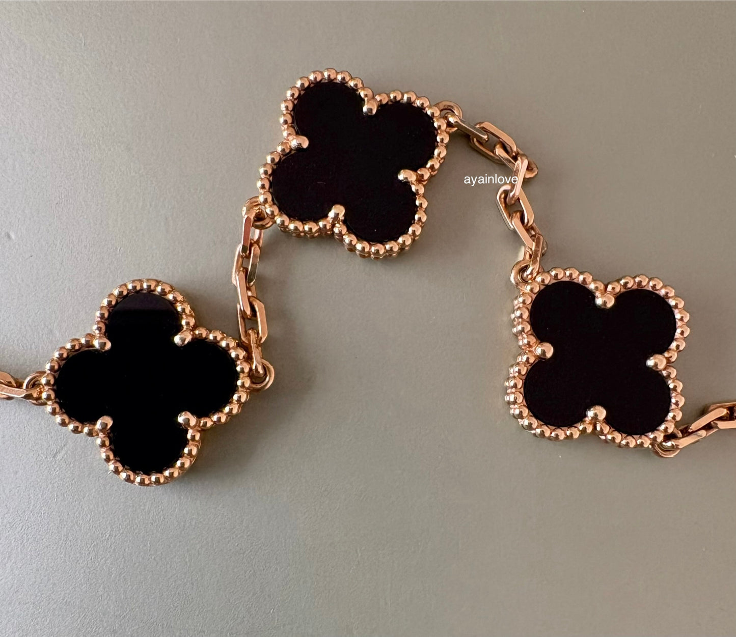 Van Cleef Arpels VCA 5 Motifs Bracelet Onyx 18KT Yellow Gold Vintage Alhambra