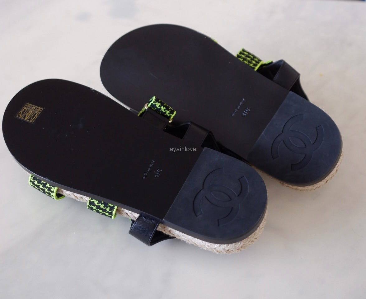 CHANEL Dad Sandals Black Green Houndstooth CC Gold Hardware Size 41