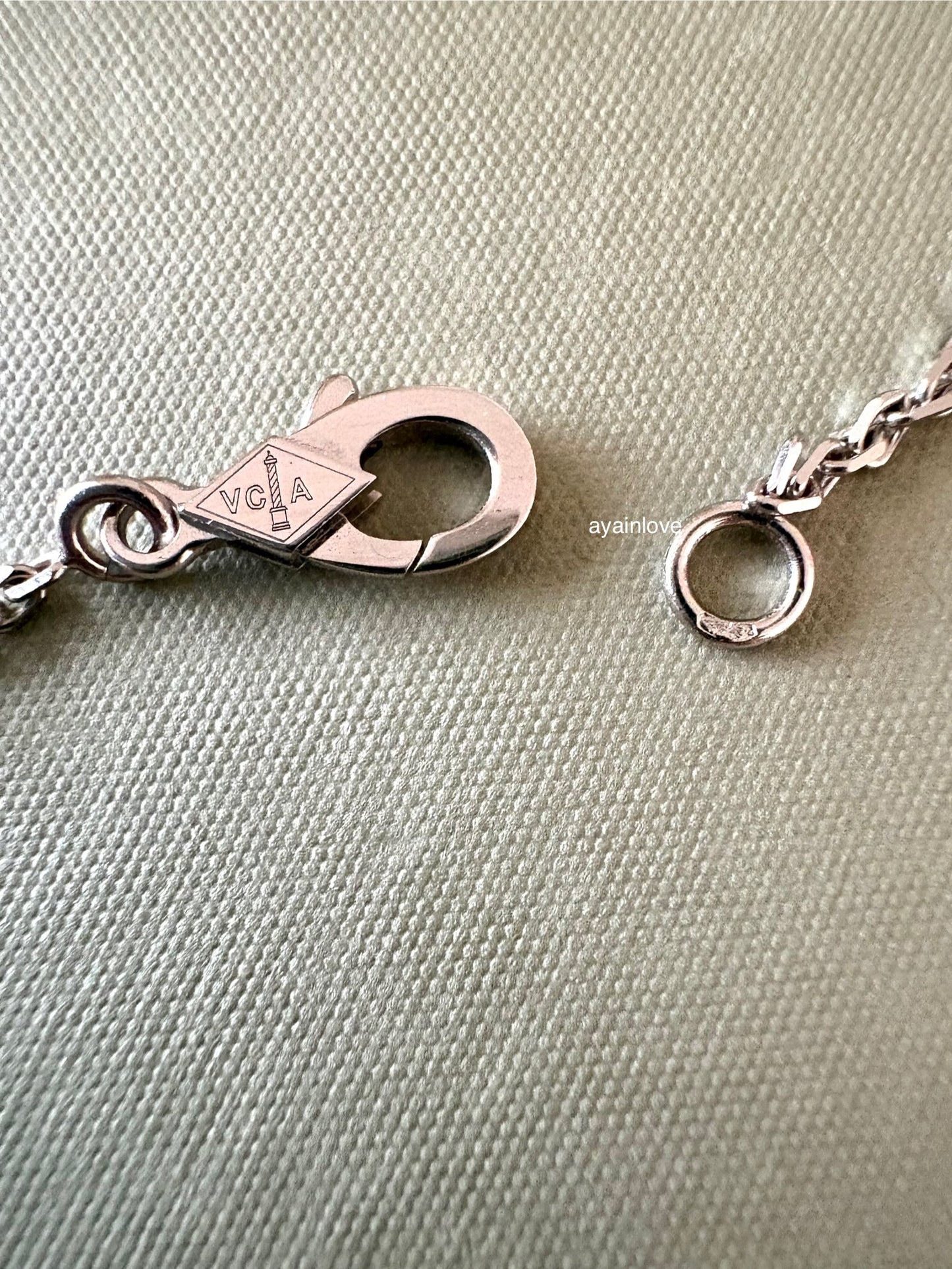 VAN CLEEF ARPELS VCA 18KT White Gold Limited 2022 Holiday Pendant Tiffany Blue Diamond Vintage Alhambra