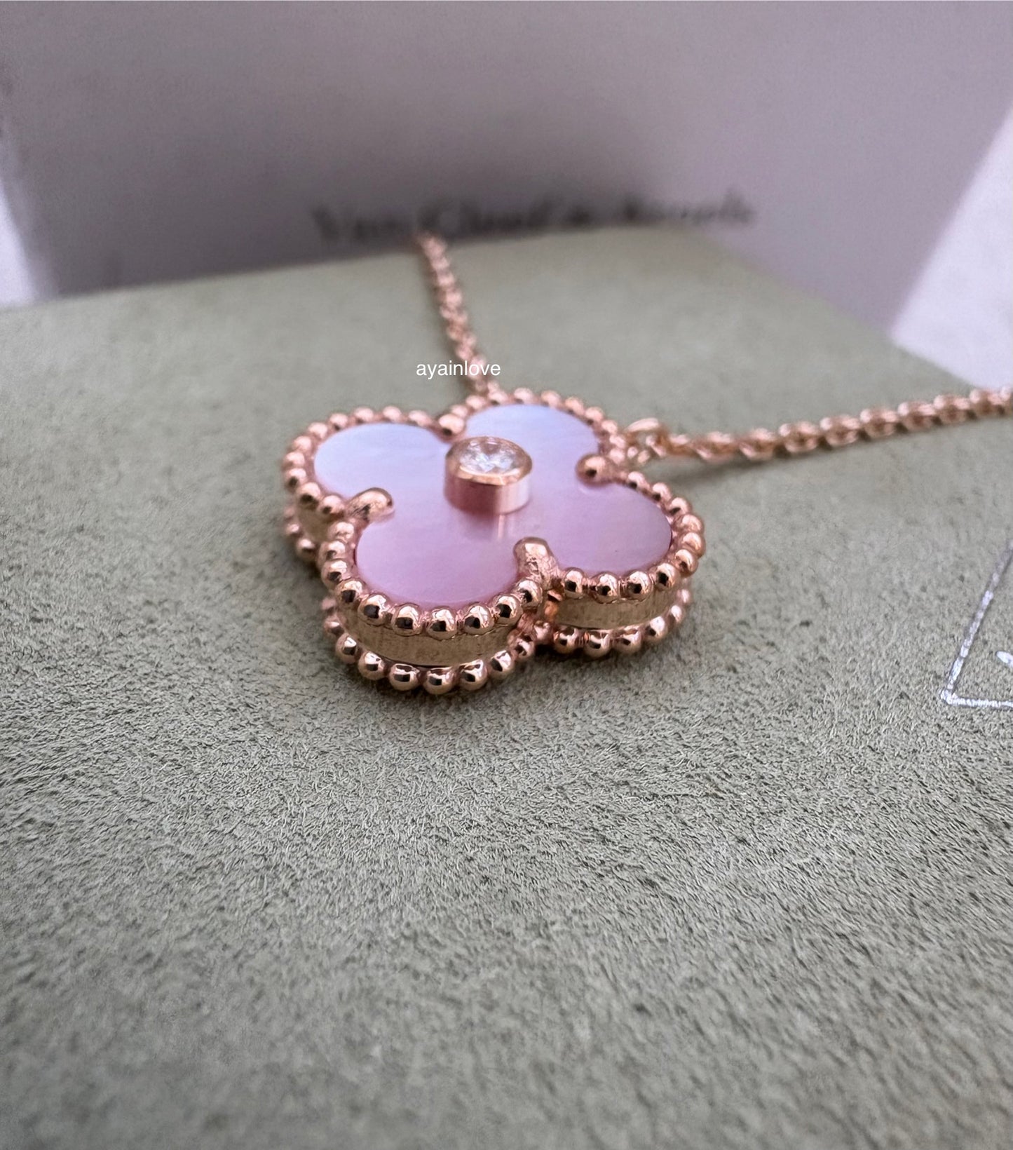 VAN CLEEF ARPELS VCA 18KT Rose Gold Limited 2025 Holiday Pendant Pink Mother of Pearl Diamond Vintage Alhambra