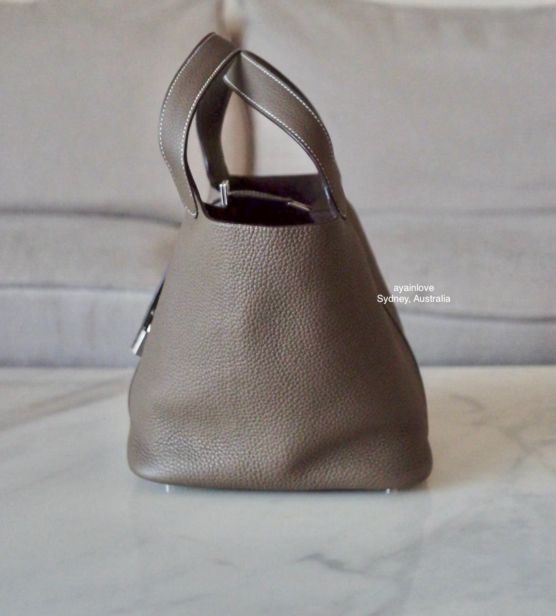 HERMES Picotin Lock 22 Etoupe Taurillion Clemence Palladium Hardware D Stamp