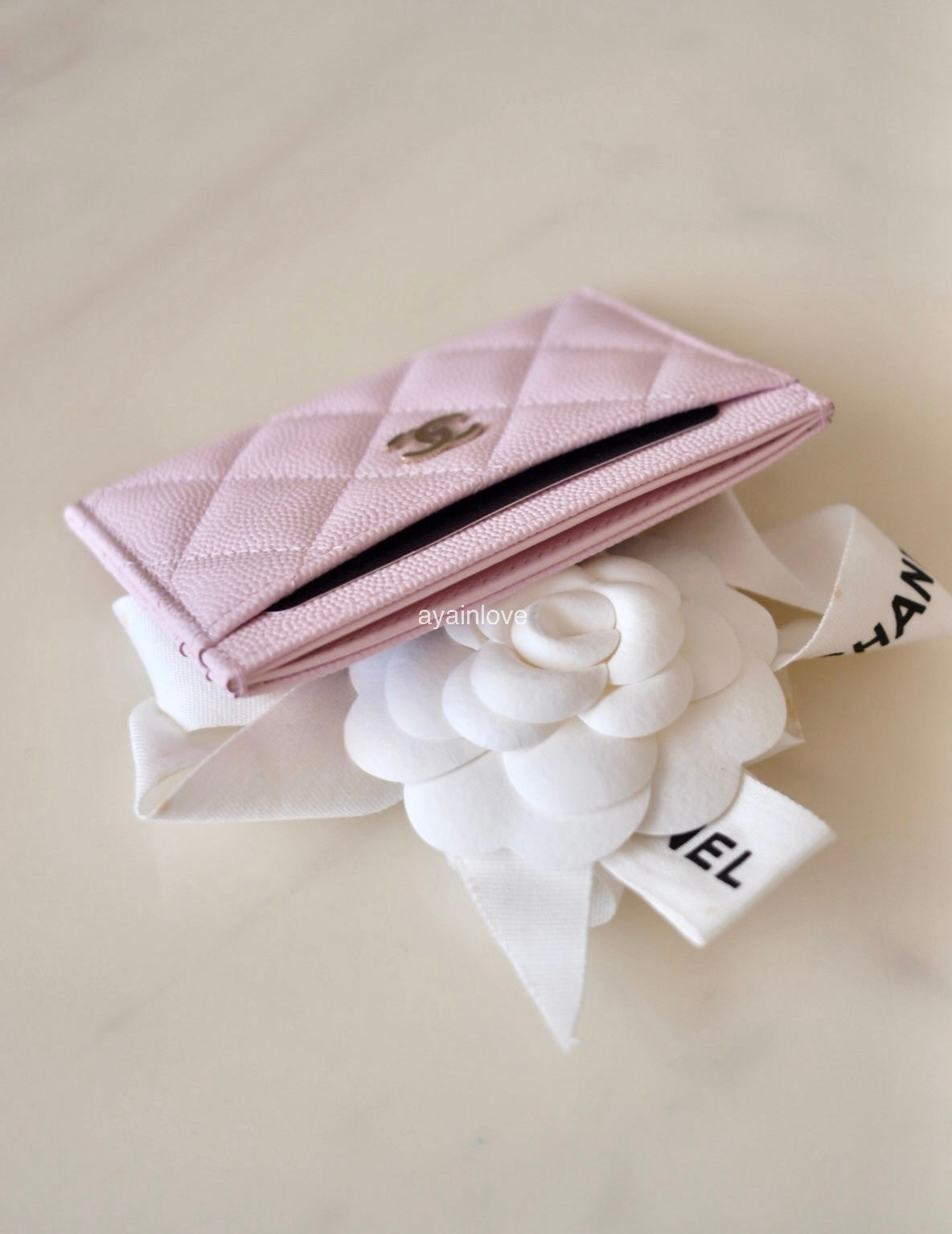 CHANEL 22P Light Pink Rose Clair Caviar Flat Card Holder Light Gold Hardware