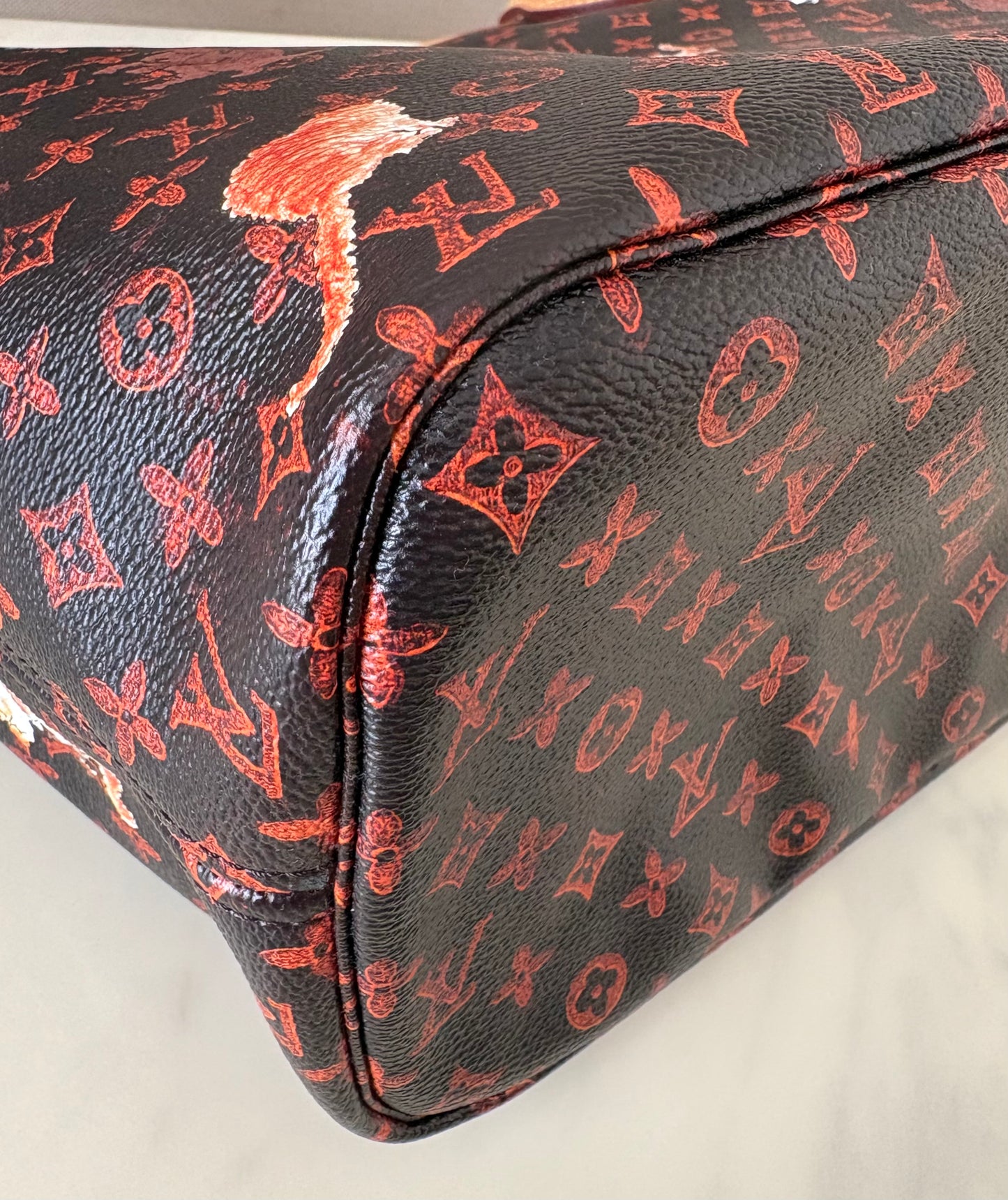 LOUIS VUITTON LV Limited Edition Grace Coddington Catogram Canvas Neverfull MM