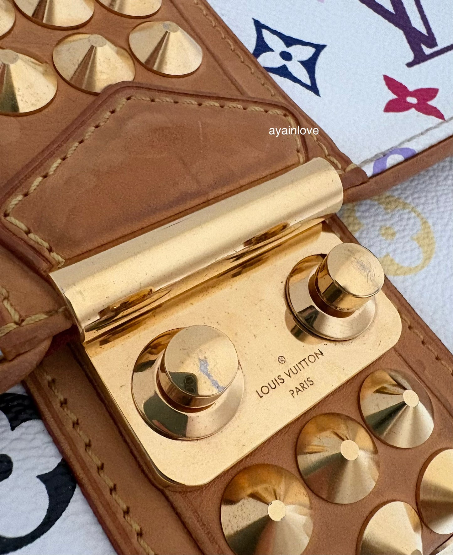 LOUIS VUITTON Courtney White Multicolour Murakami Clutch Bag Gold Hardware