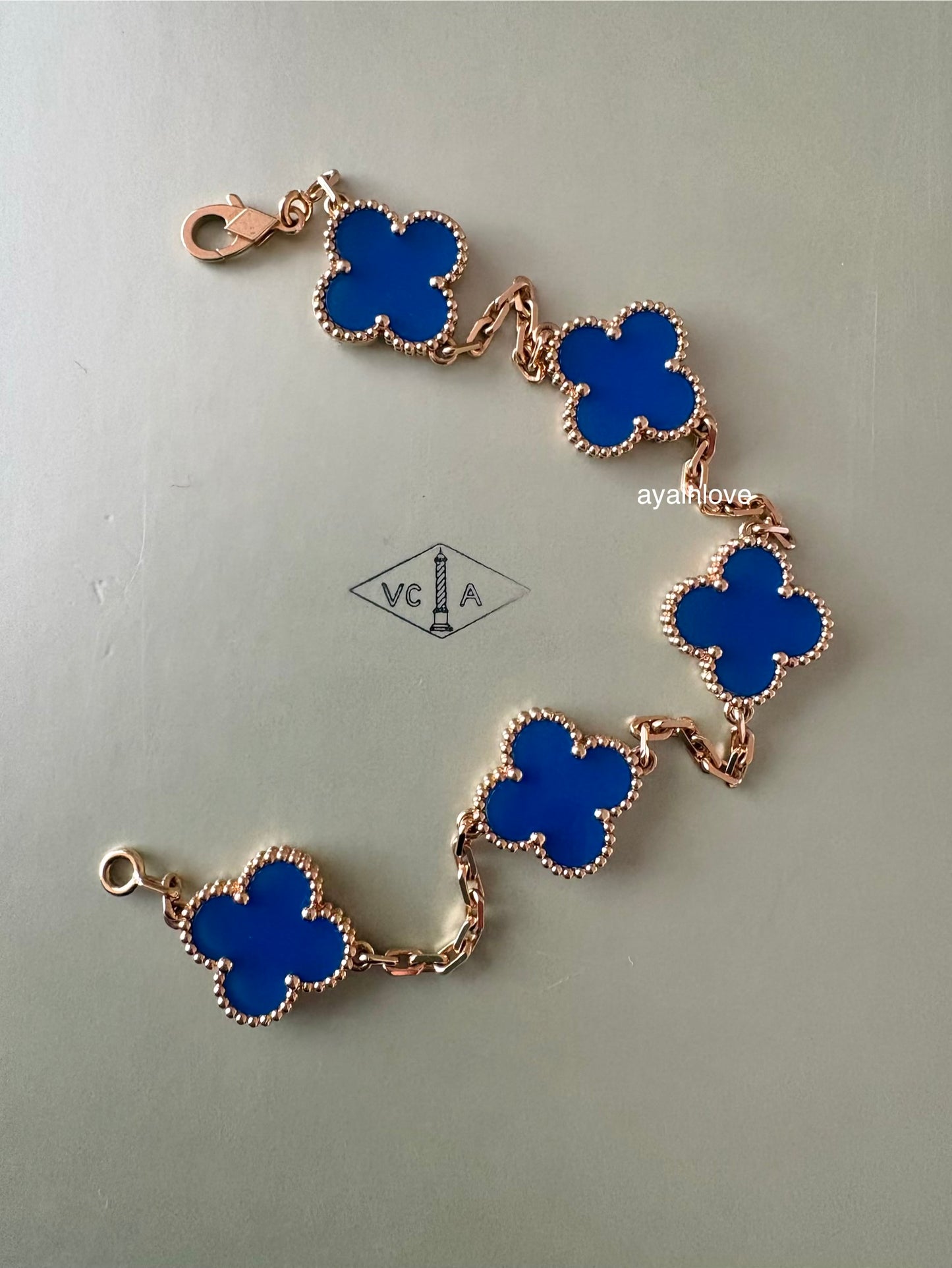 Van Cleef Arpels VCA 5 Motifs Agate Bracelet 18KT Yellow Gold Vintage Alhambra 2025
